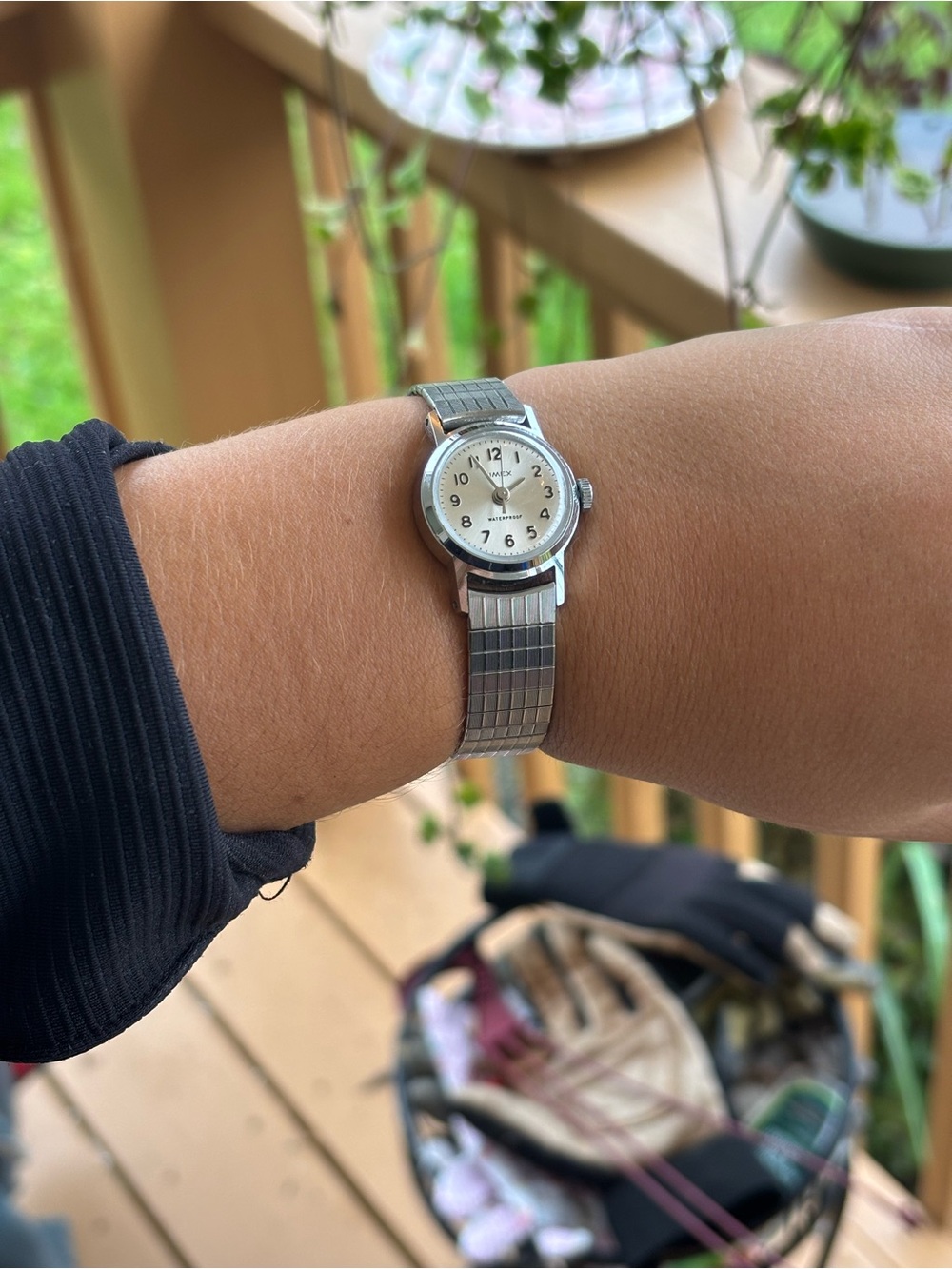 Ladies dainty silver tone Timex Vintage Wind Up Watch